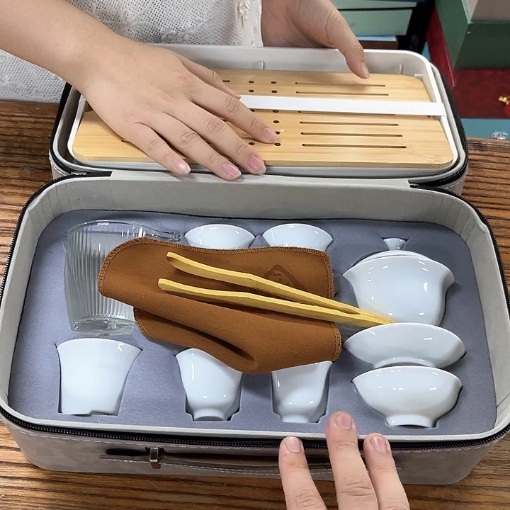 孤品茶具套装等。