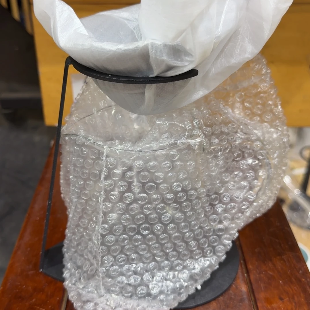 微瑕疵介意勿拍陶瓷器皿X578