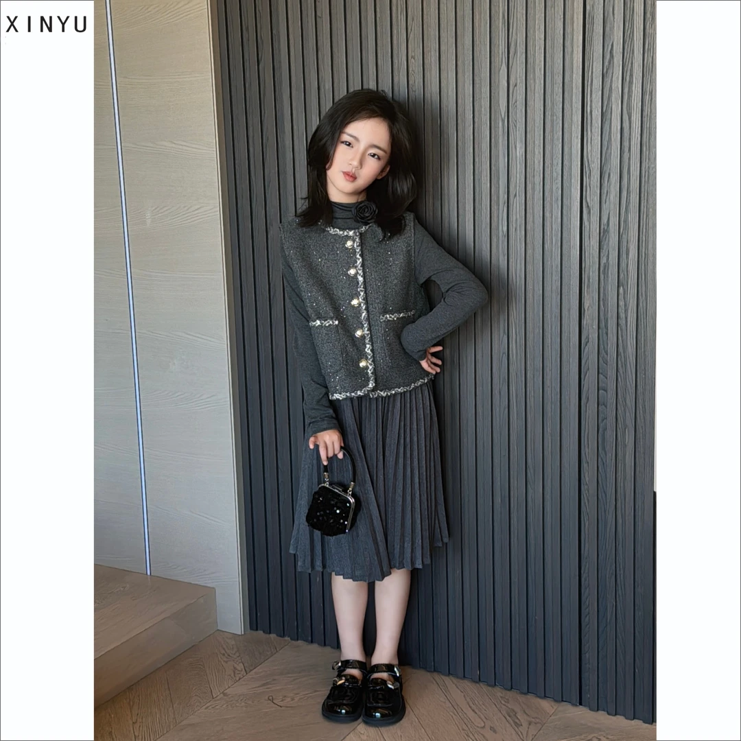 【XINYU馨语】女童超好看时尚套装女2025新款马甲内搭上衣百褶裙 01