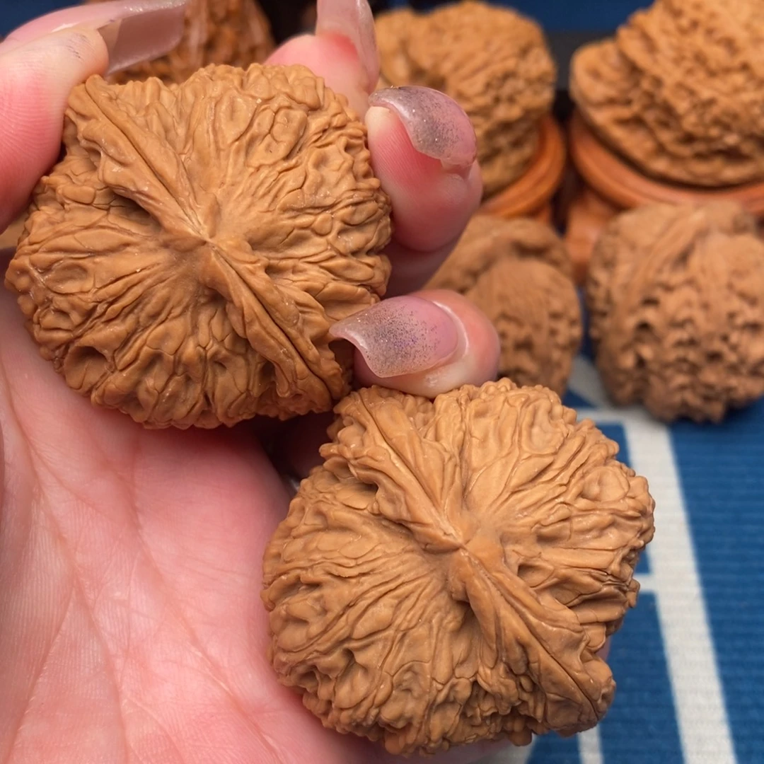 心***托吊坠文玩核桃南疆