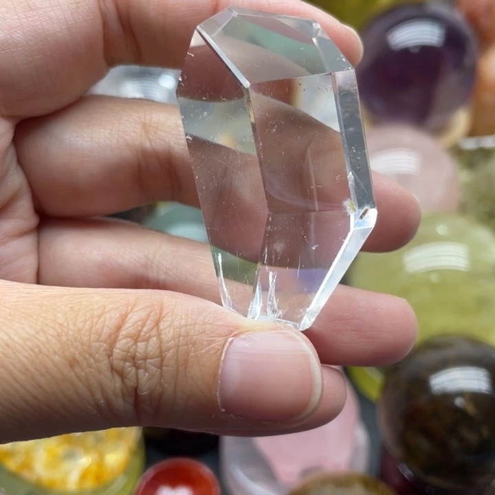 荧***鸟珠宝半成品水晶未镶嵌81