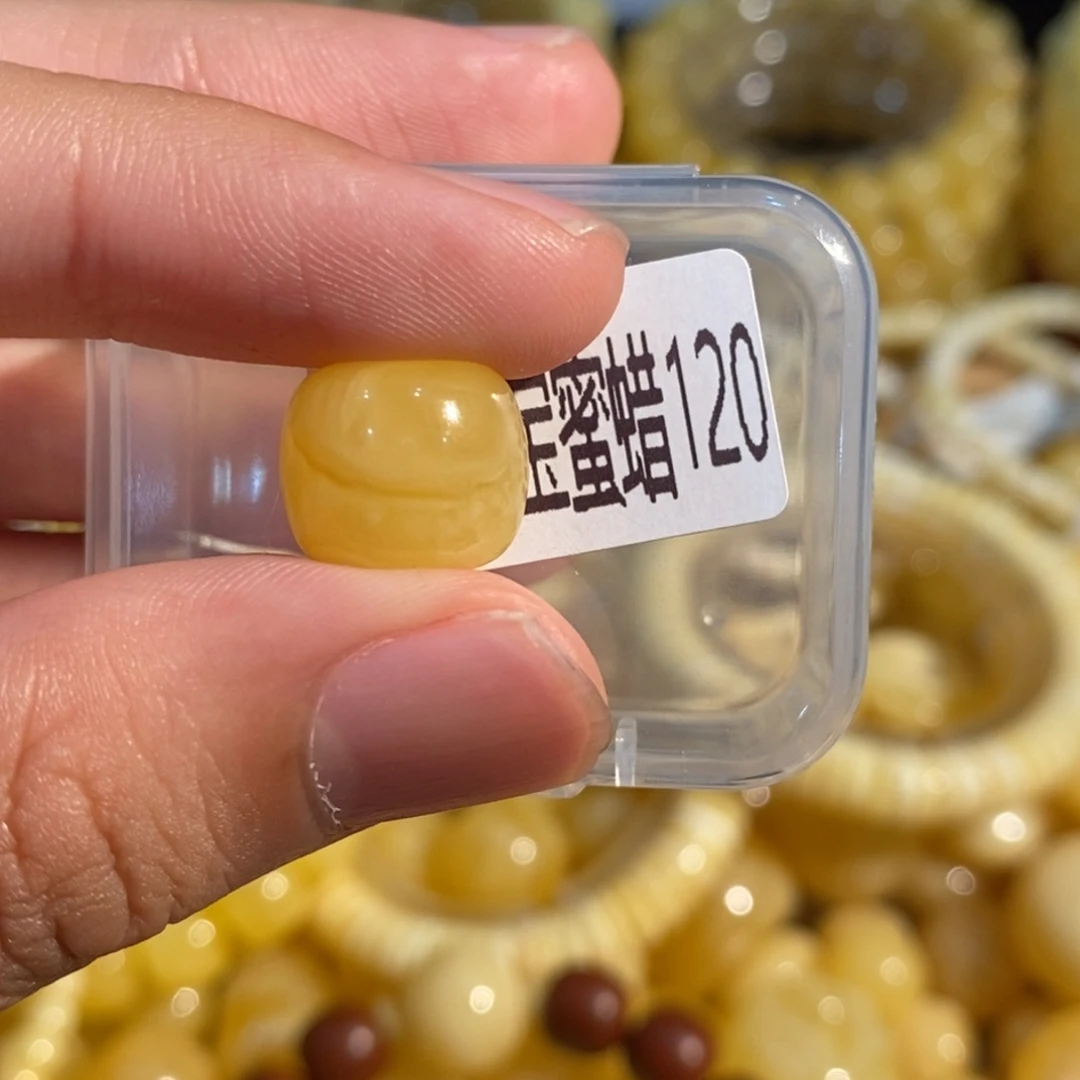 琥珀未镶嵌珠宝奇石120