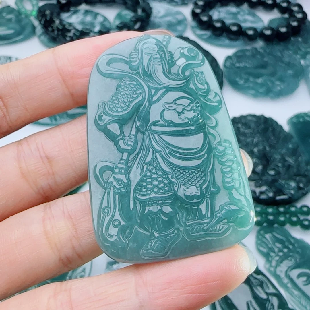 颈饰未镶嵌翡翠多样性发货天然的A货翡翠