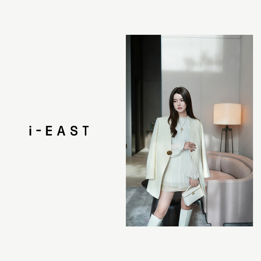 i-EAST 罗浮宫茶会~小香风撞色三角V领外套YZ2644