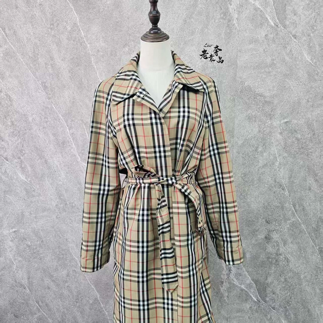 99新 BURBERRY/博柏利 海囤J/巴宝莉/上衣/uk12码/ds57707