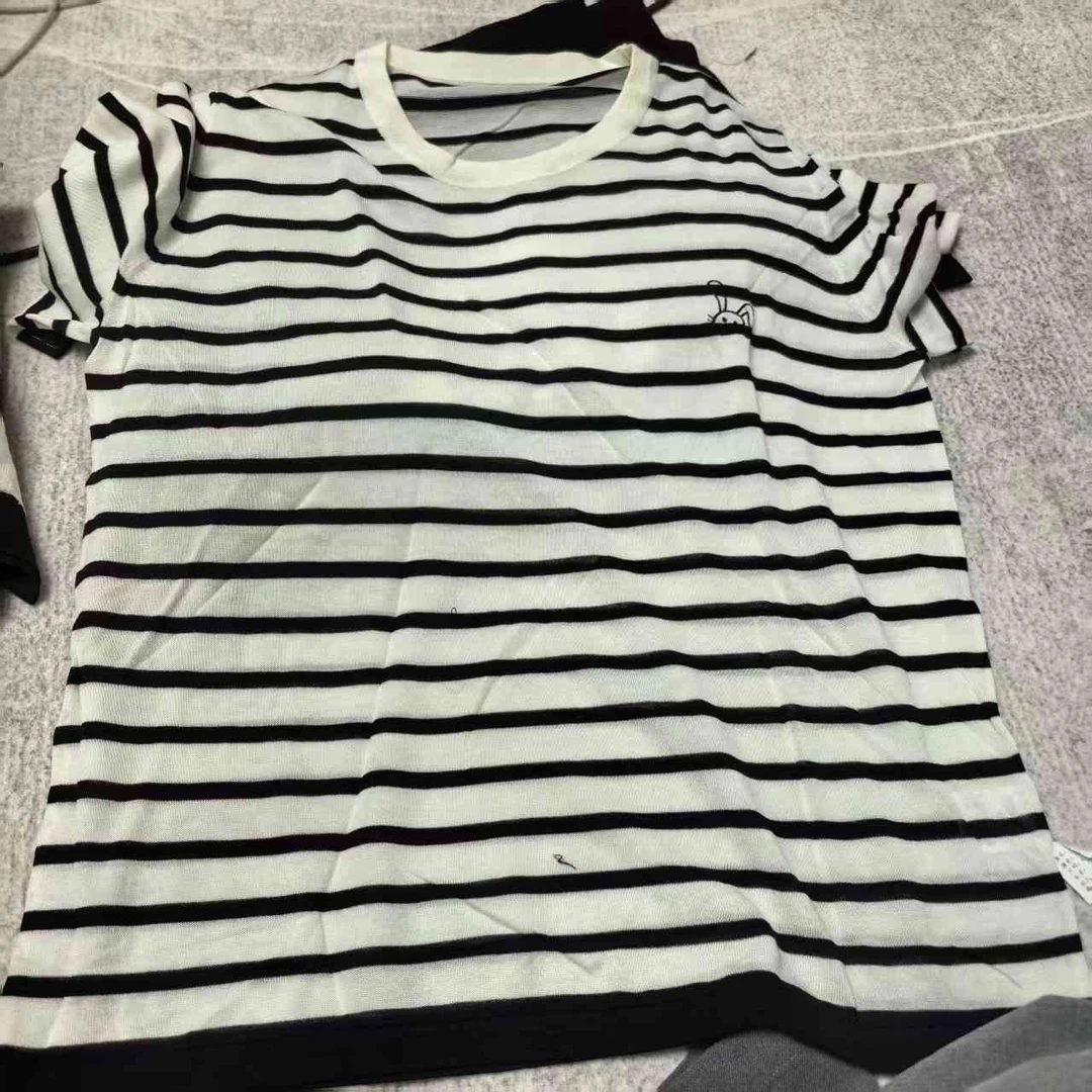 桑蚕女上衣黑白条纹针织上衣夏季休闲显瘦气质运动简约修身圆领