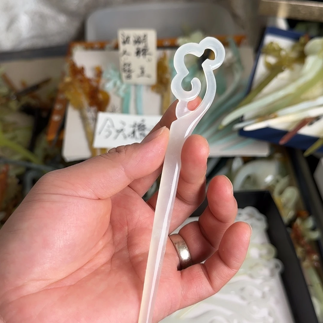 蛇纹石玉未镶嵌发饰