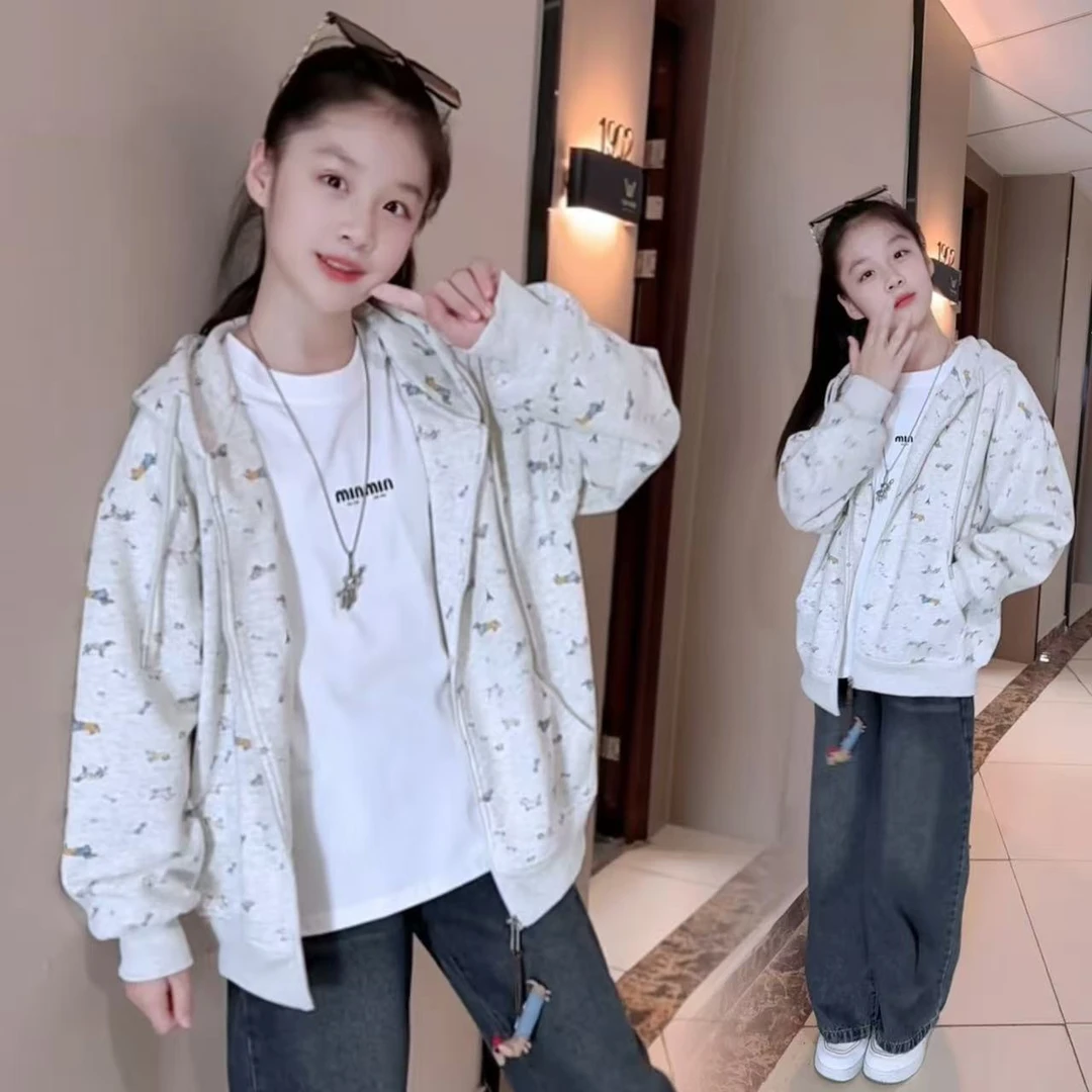 女童秋款卡通腊肠狗连帽外套中大童2025新款春秋休闲拉链上衣