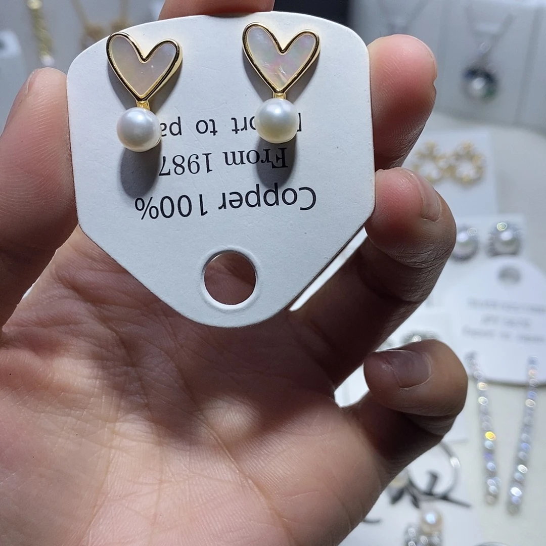 淡水珍珠未镶嵌耳饰