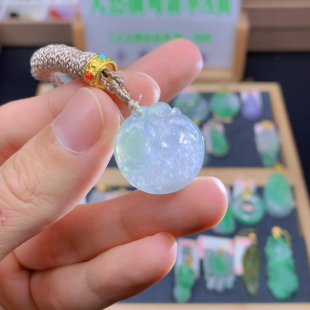 翡翠未镶嵌颈饰翡翠