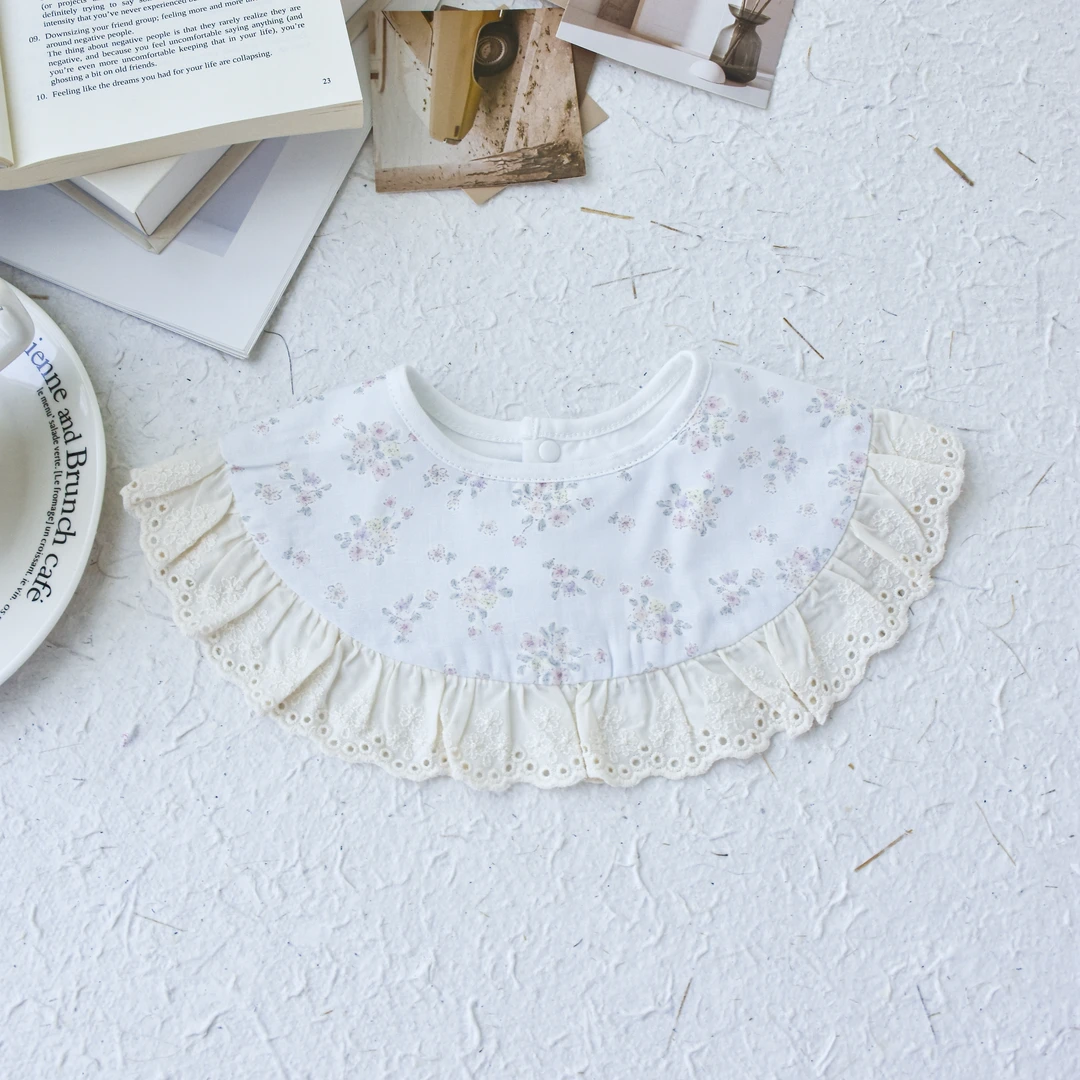 [U230]蓝色落英缤纷蕾丝花边披肩口水巾围兜新生儿防吐奶柔软透气