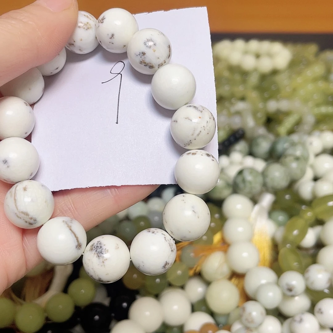 未镶嵌蛇纹石玉手链