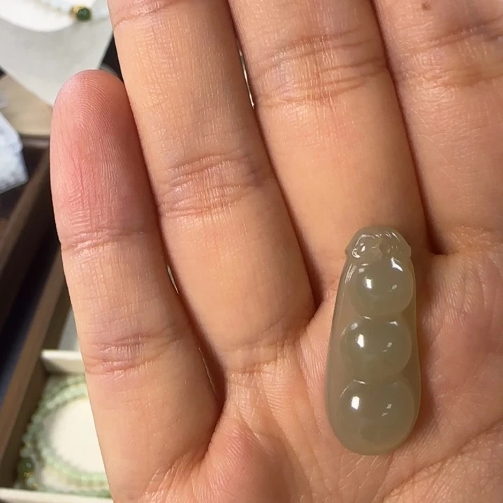 和田玉（青玉）未镶嵌颈饰