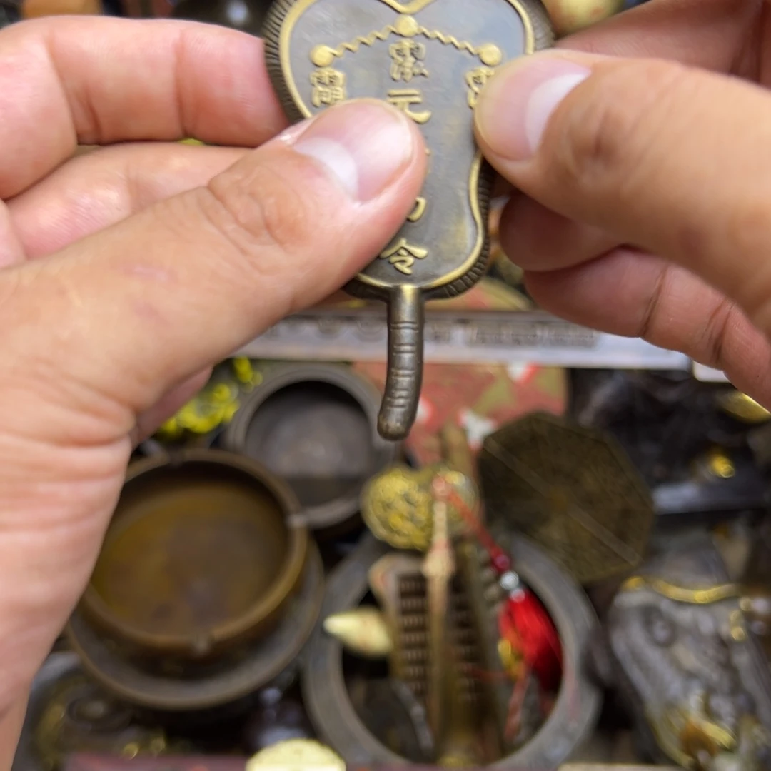 百万古铜工艺品摆件