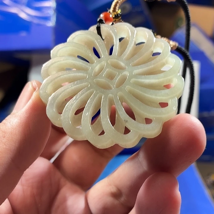 和田玉（糖玉）未镶嵌颈饰