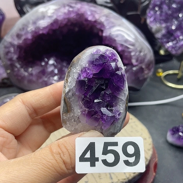 未镶嵌水晶大型摆件（非配饰）