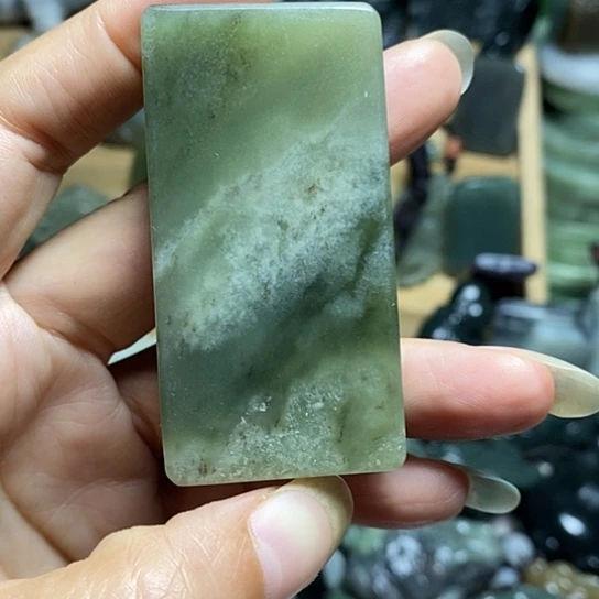 未镶嵌和田玉（糖玉）珠宝半成品