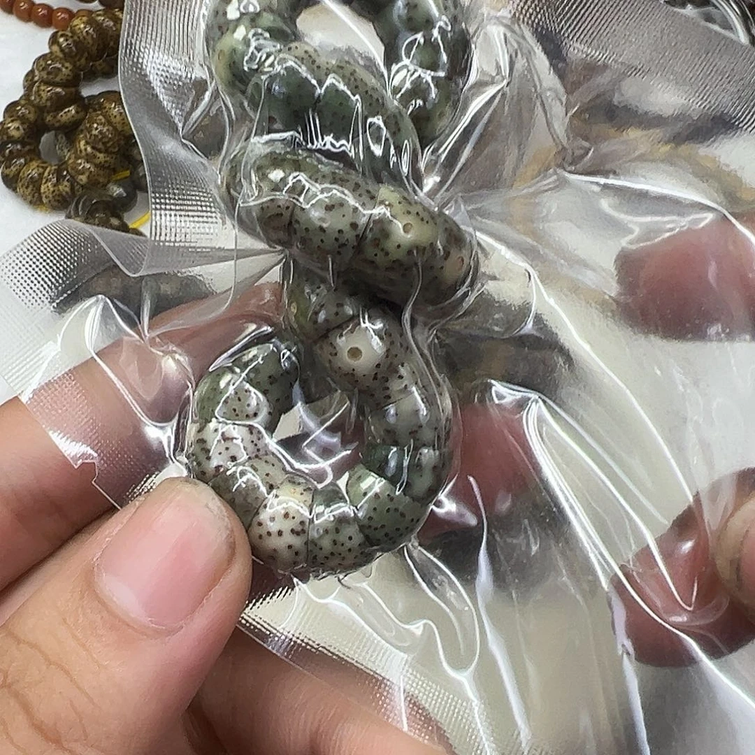 手串星月菩提11荣耀绿幽灵星月菩提猪大肠单圈10左右