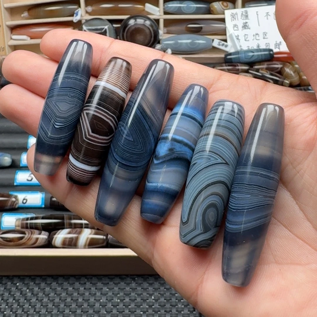 阿***具玛瑙/玉髓未镶嵌颈饰