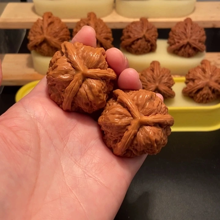 文玩核桃把件酷**墨文玩核桃