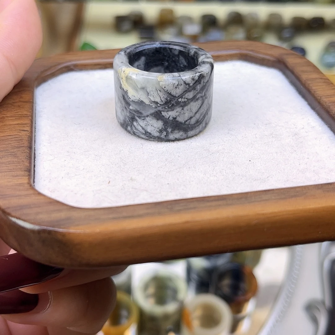 蛇纹石玉未镶嵌戒指18.1