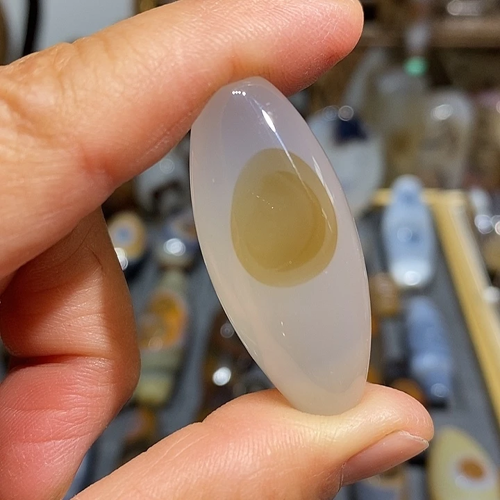 未镶嵌颈饰玛瑙/玉髓
