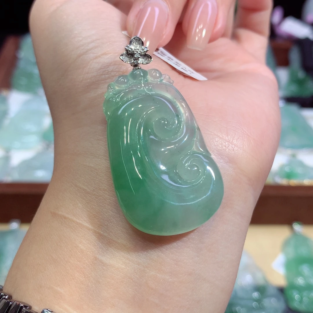 翡翠18K金镶嵌吊坠(不含链)
