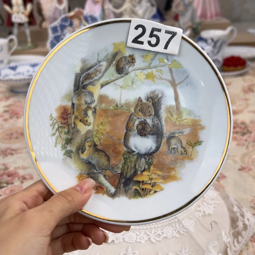 瓷片中古默认微瑕。