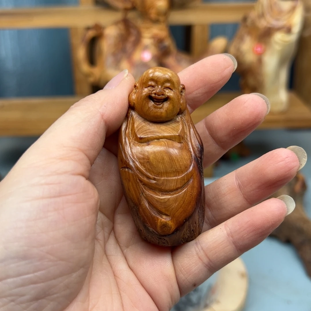 靠***享木崖柏木摆件手把件