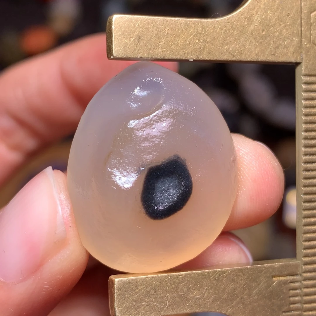 未镶嵌玛瑙/玉髓珠宝半成品