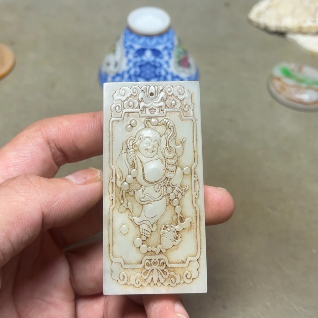 这个物件很老气啊