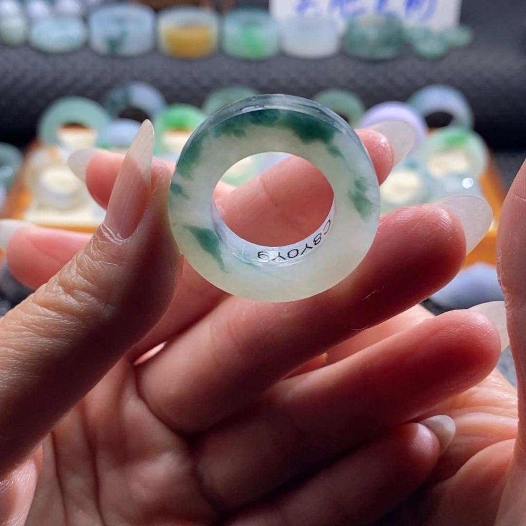 定制翡翠未镶嵌15-27圈口