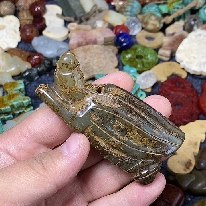 和田玉未镶嵌颈饰143