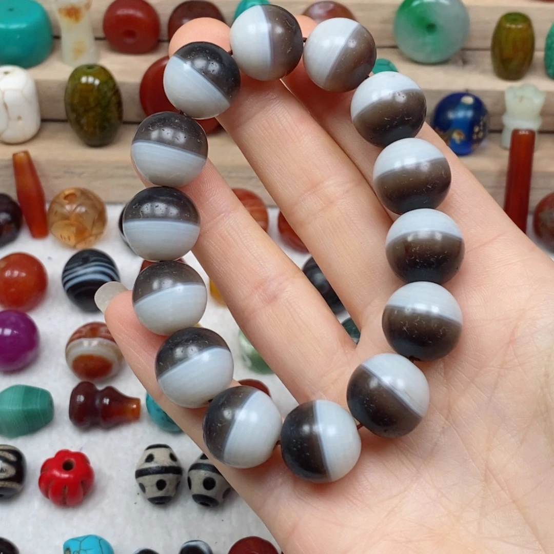 未镶嵌颈饰玛瑙/玉髓1**3