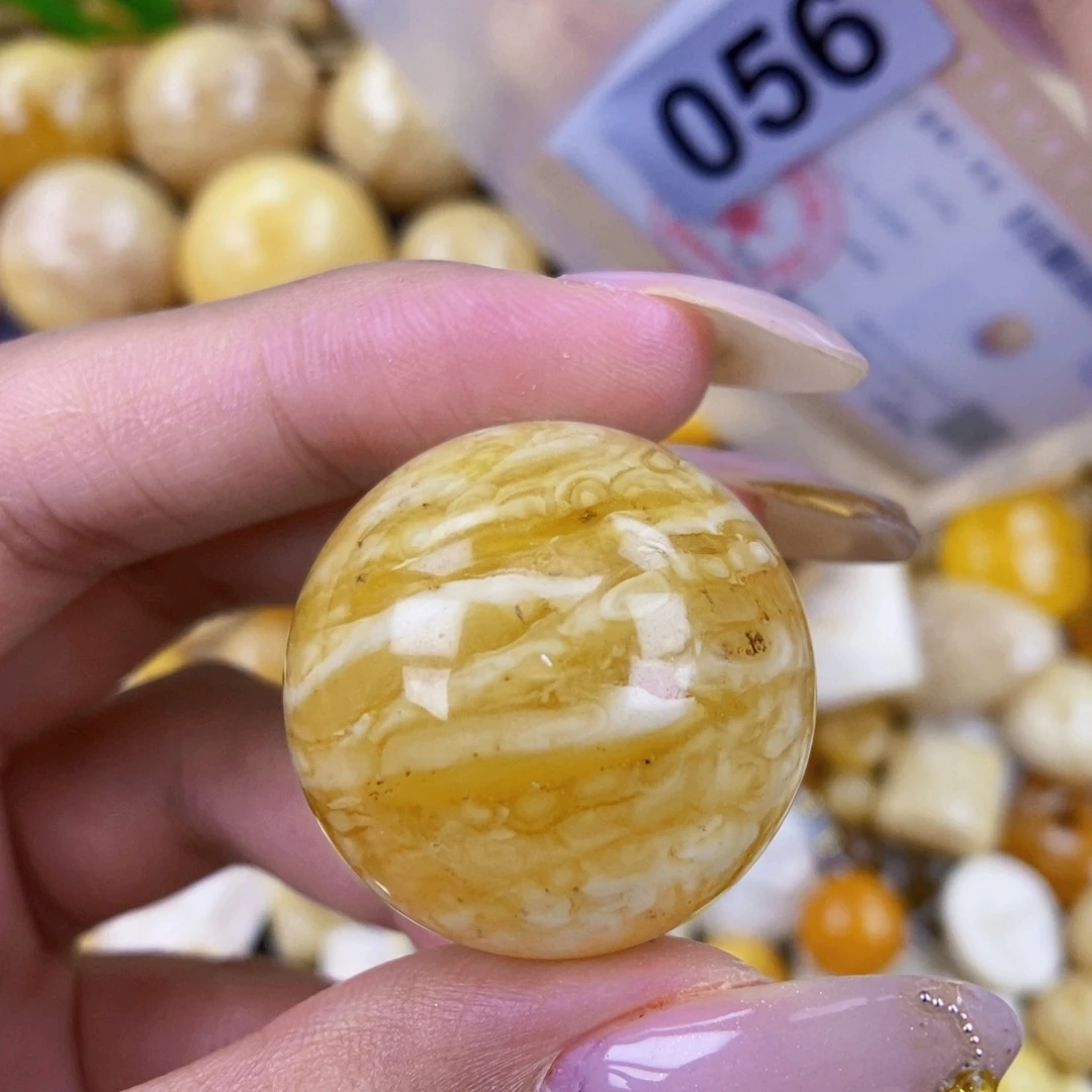 琥珀未镶嵌珠宝奇石29.5 粉