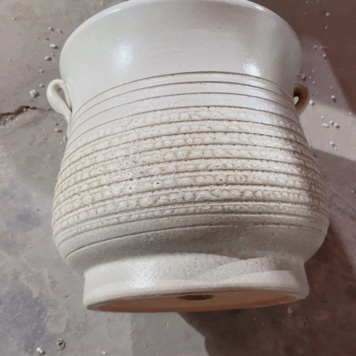 红陶口径21高度21一只