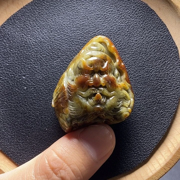 翡翠颈饰未镶嵌缅甸a货