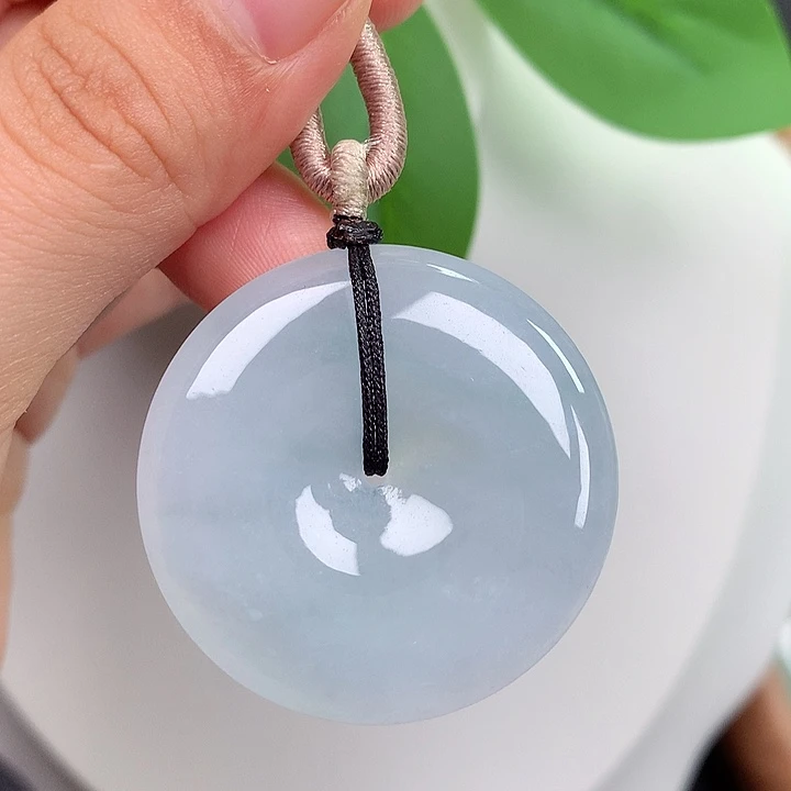 翡翠未镶嵌颈饰平安扣 35x5.4mm