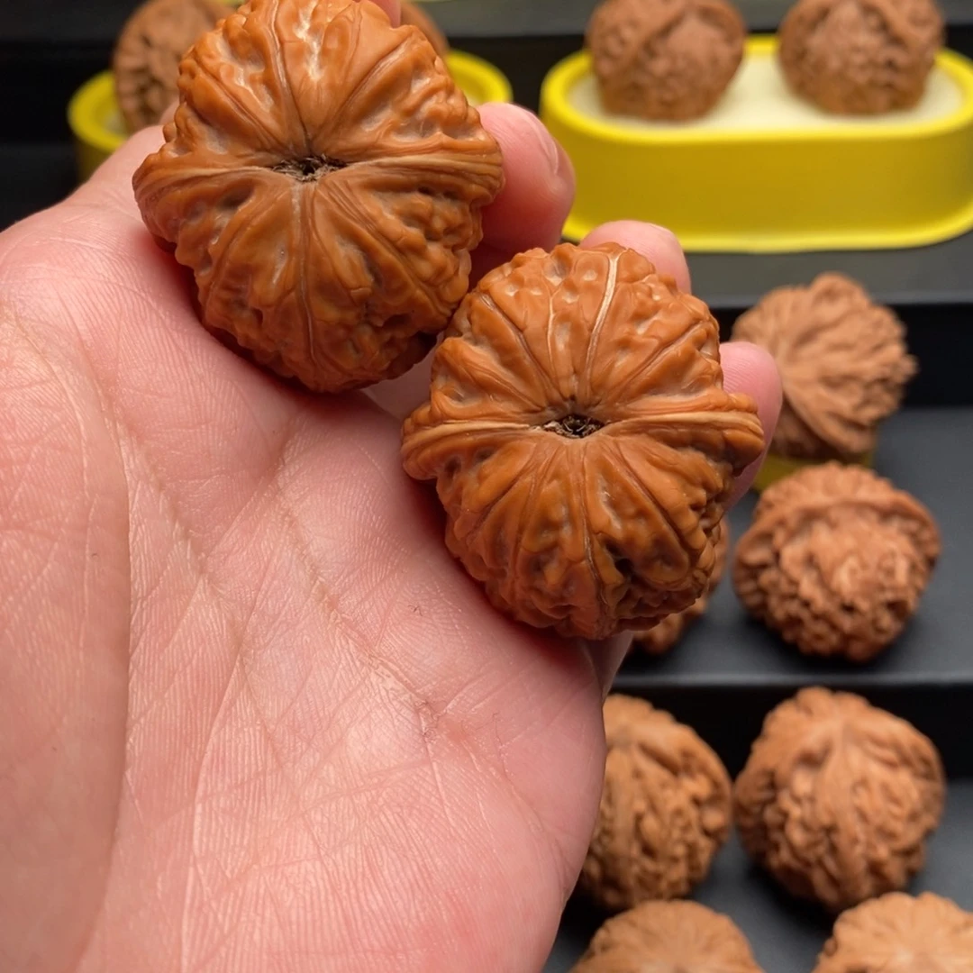 吊坠文玩核桃大****y43元宝