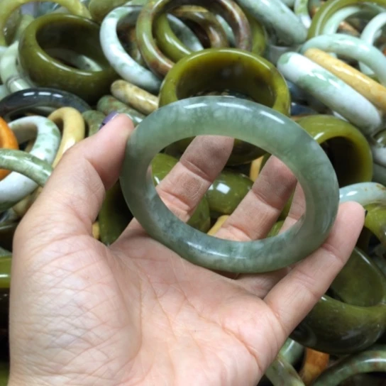 未镶嵌蛇纹石玉手镯用****4