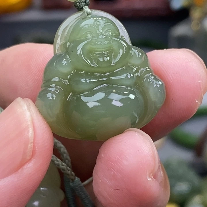 和田玉未镶嵌车挂