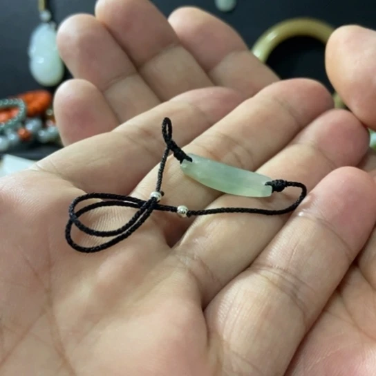 乐***1手绳翡翠未镶嵌有纹