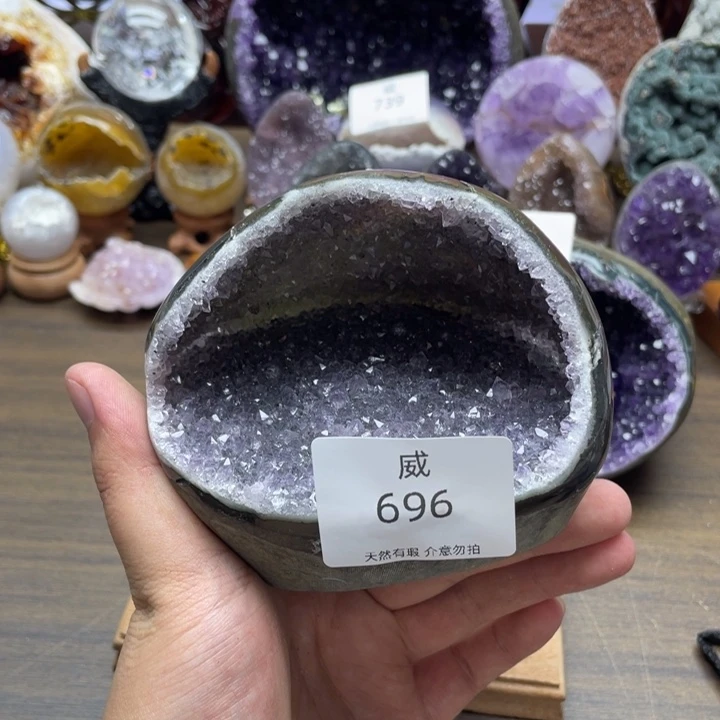 珠宝半成品水晶未镶嵌