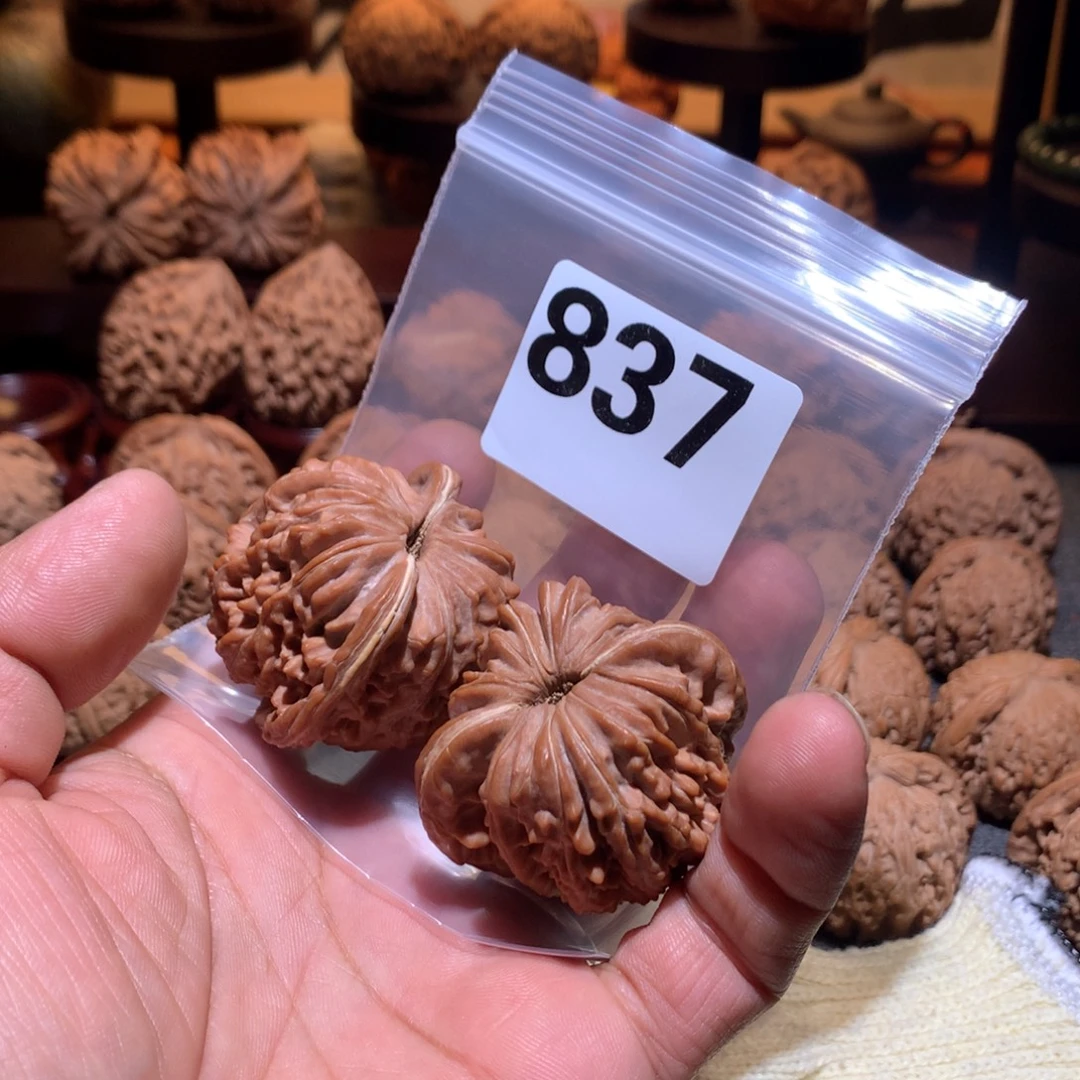 把件桃核四座楼837号