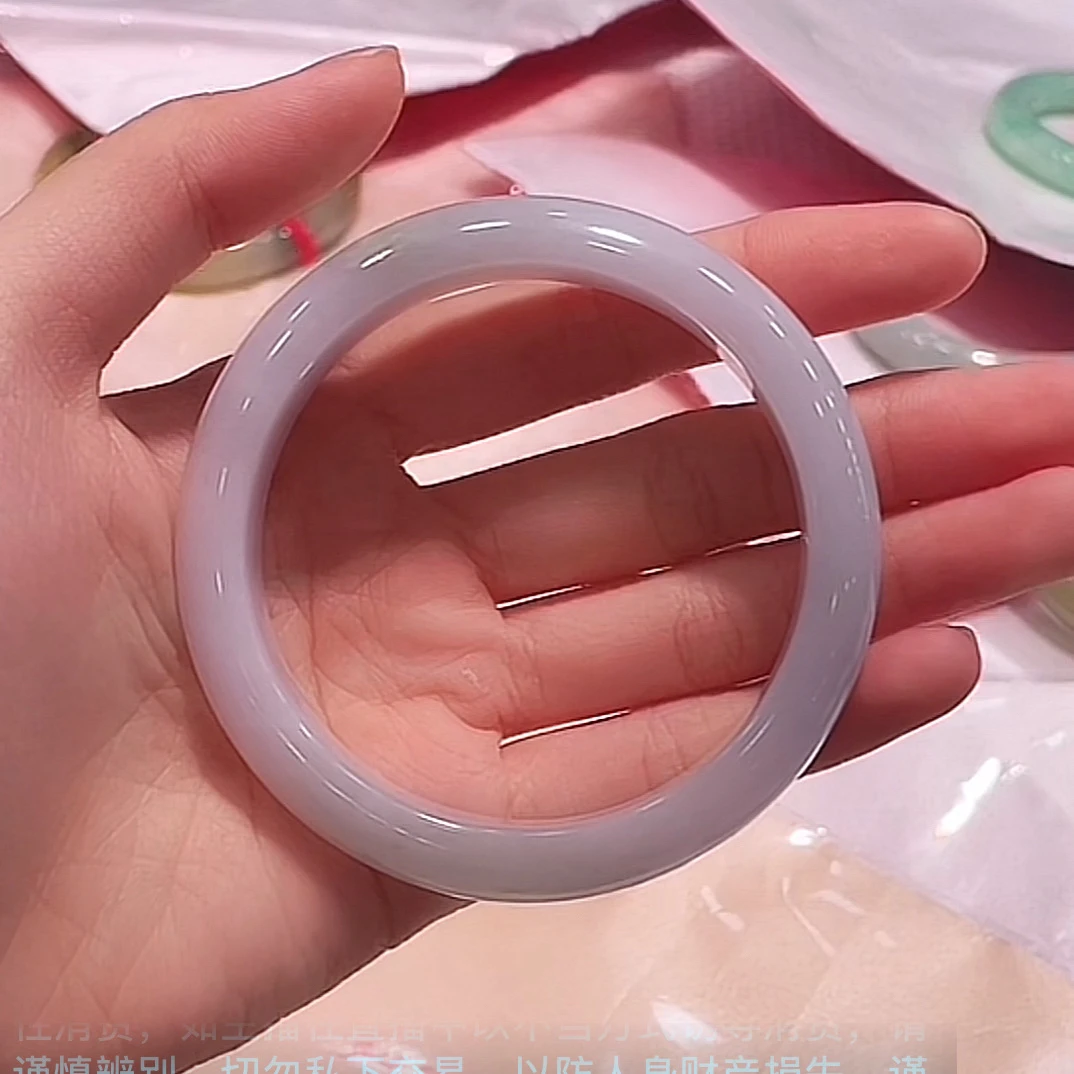 缅甸天然A货翡翠