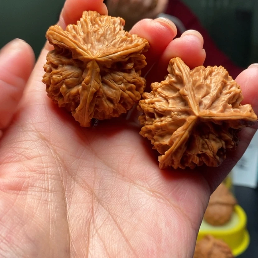 【闪购商品】把件桃核白*﹉12号三棱