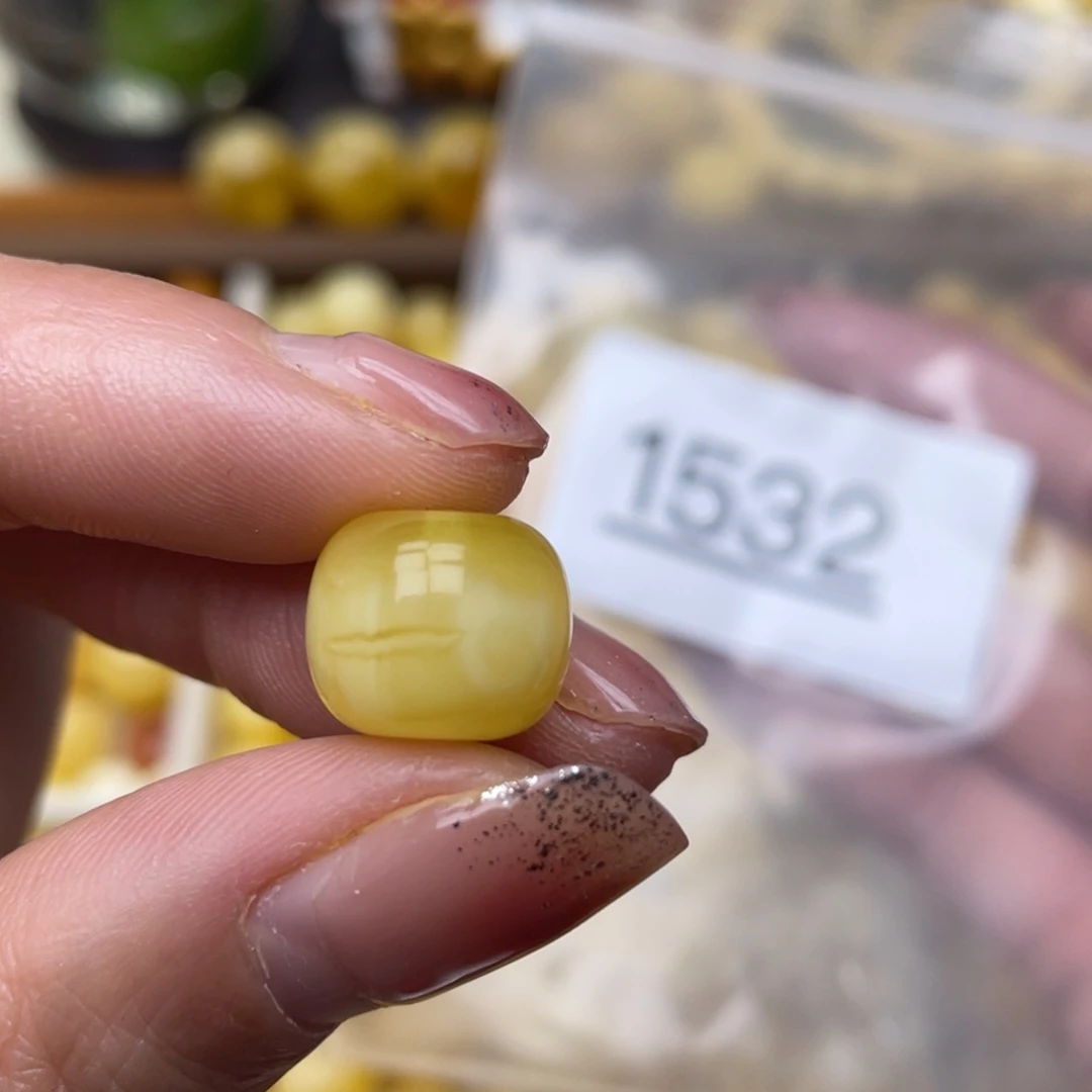 蜜蜡珠宝奇石未镶嵌12.6