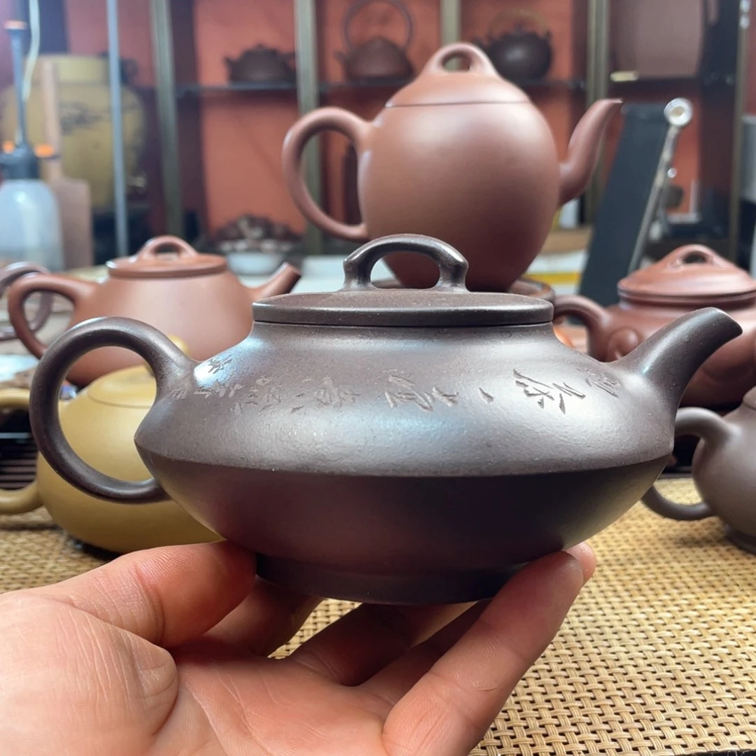 茶壶紫砂老料黑星土合欢壶
