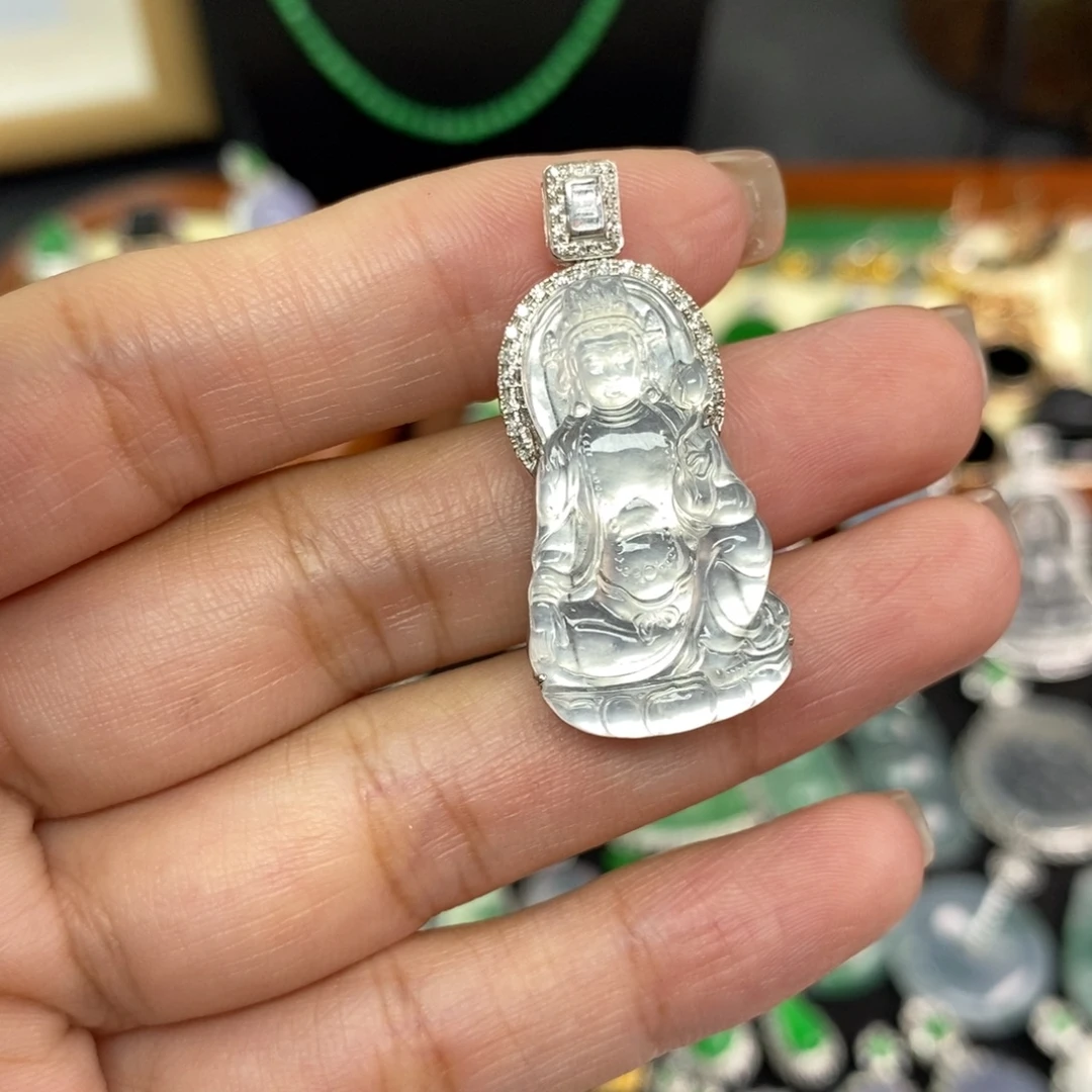 翡翠18K金镶嵌颈饰A货翡翠
