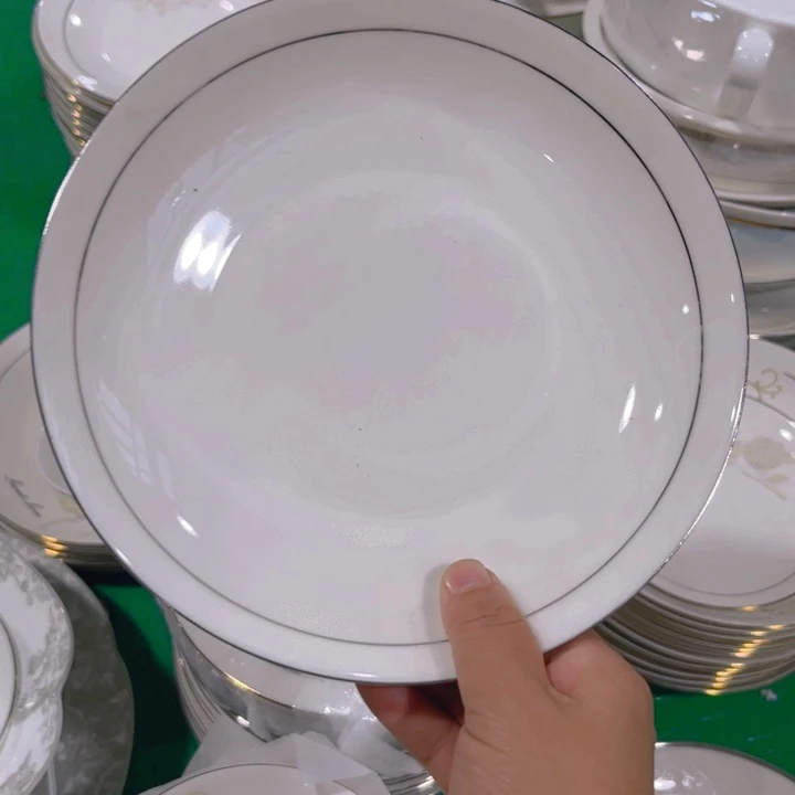 瓷片八寸深盘六个微瑕